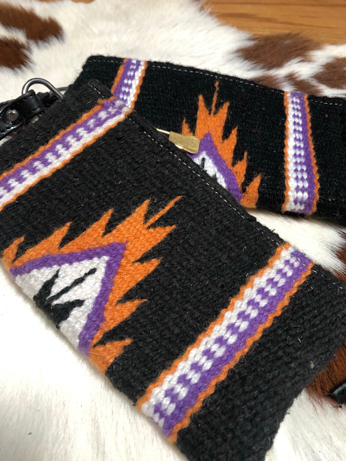 Cajun Saddleblanket Wristlet Unfringed